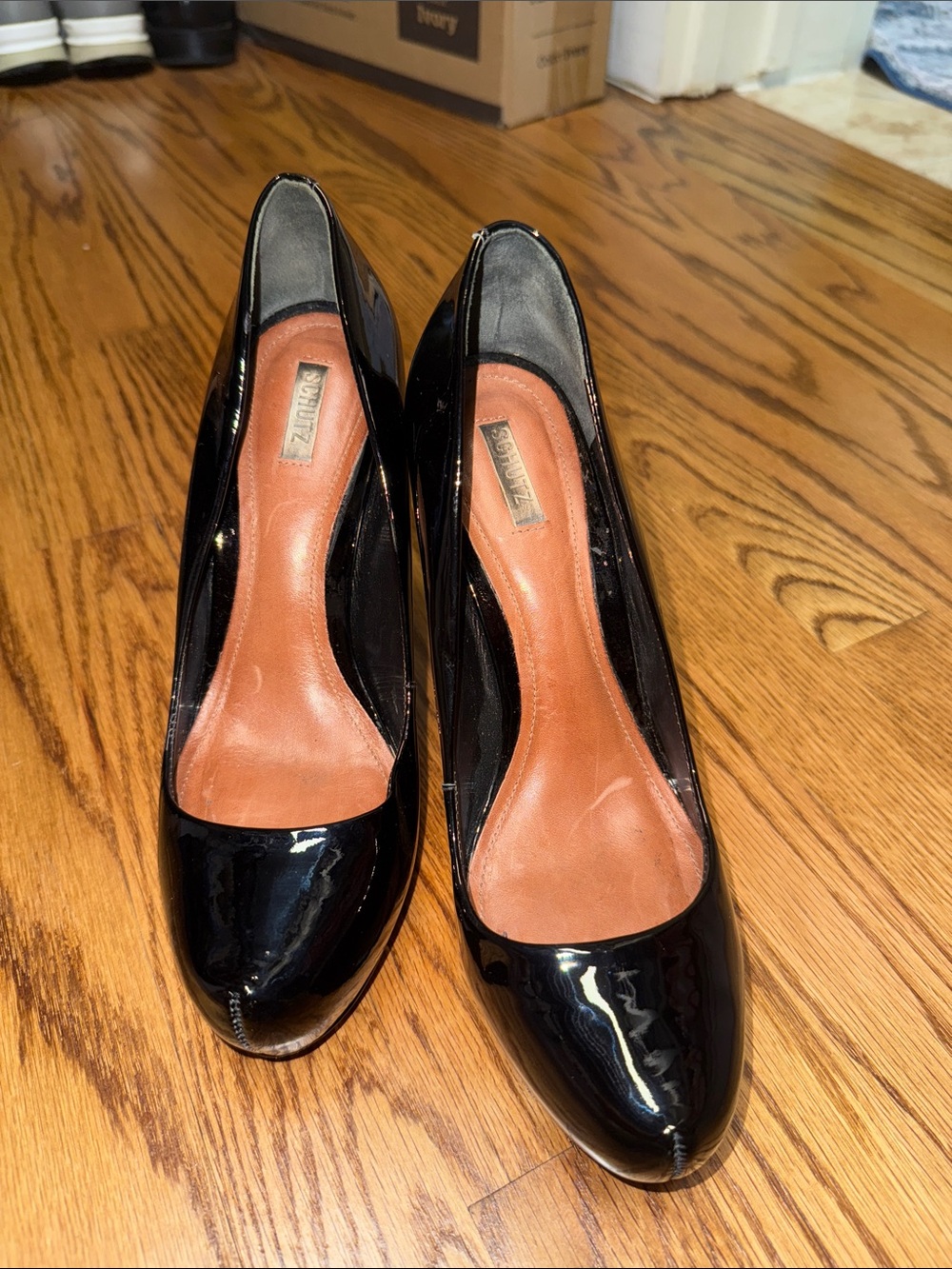 SCHUTZ Black Patent Platform Stiletto Pumps Heels BR 37 US 8